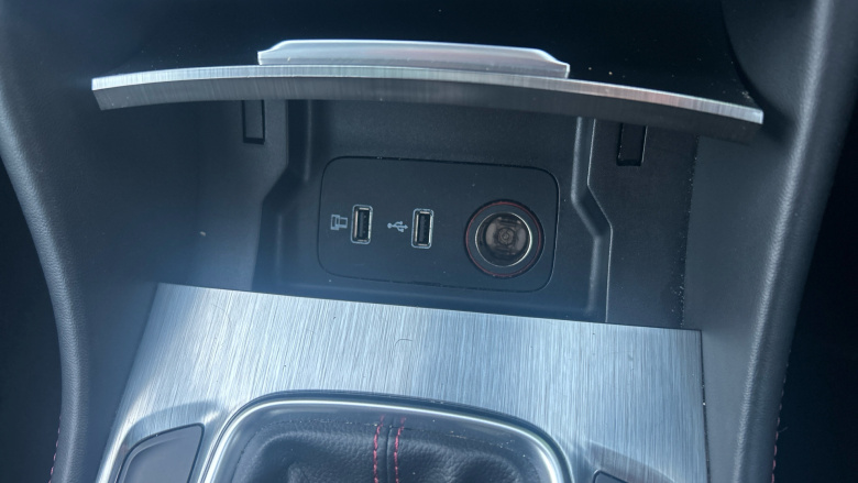 MG Hs 1.5 T-GDI Exclusive 5dr Petrol Hatchback